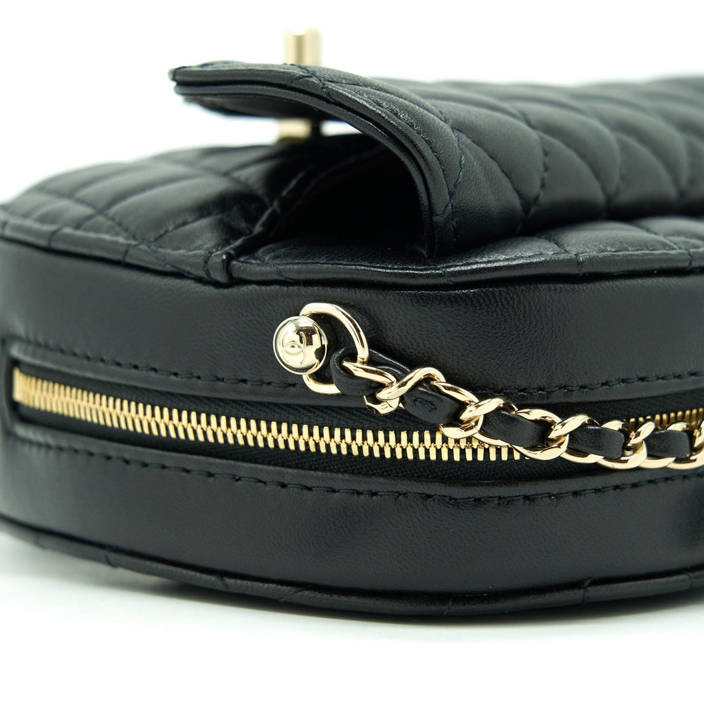 chanel-22s-heart-bag-lambskin-black-lghw-microchip