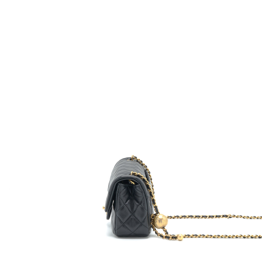 chanel-pearl-crush-mini-rectangular-flap-bag-lambskin-black-ghw-microchip