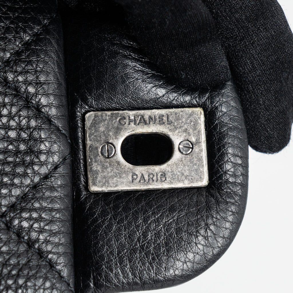 chanel-xxl-classic-travel-flap-calfskin-black-ruthenium-hardware