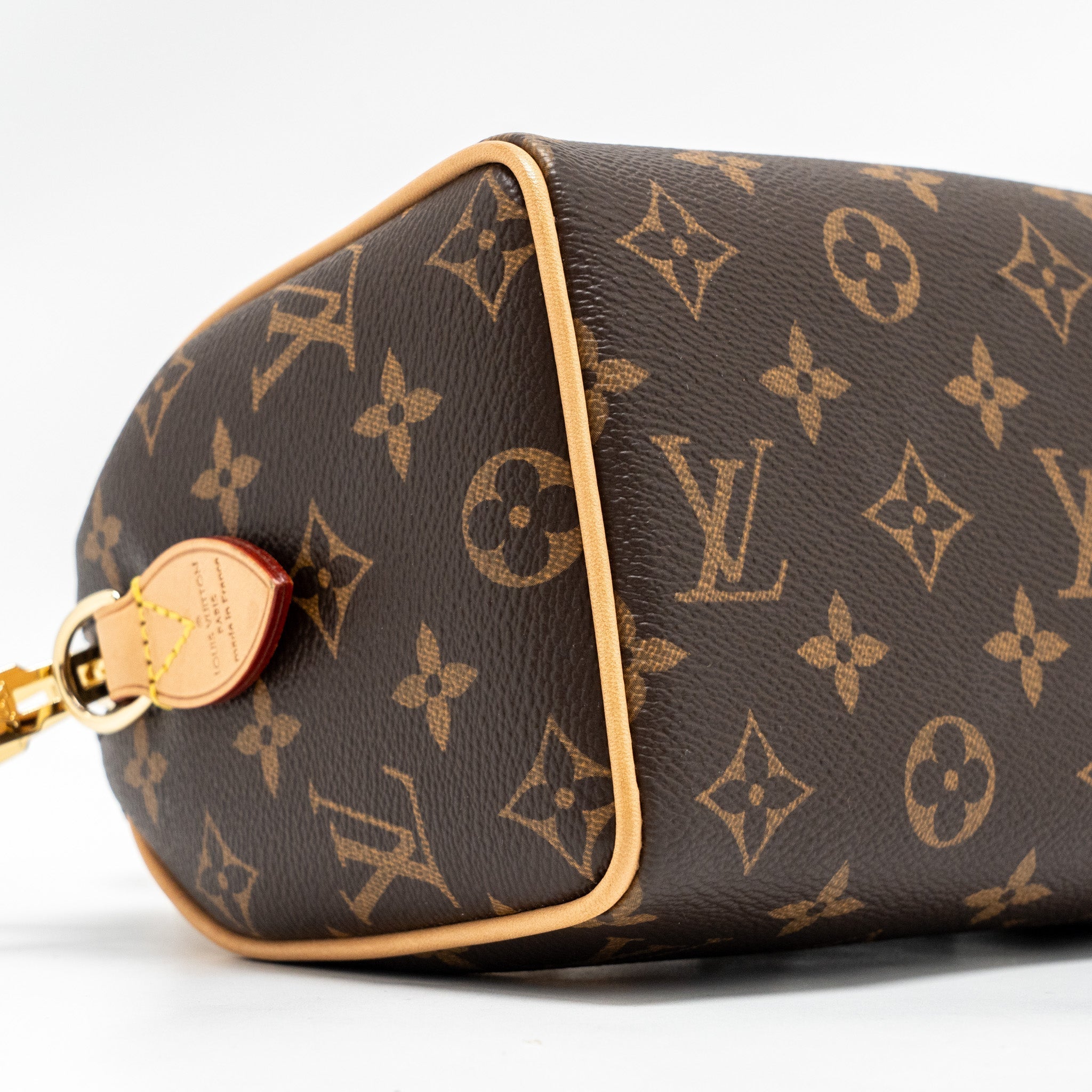 louis-vuitton-speedy-bandouliere-20-monogram-canvas-black-strap-ghw-3
