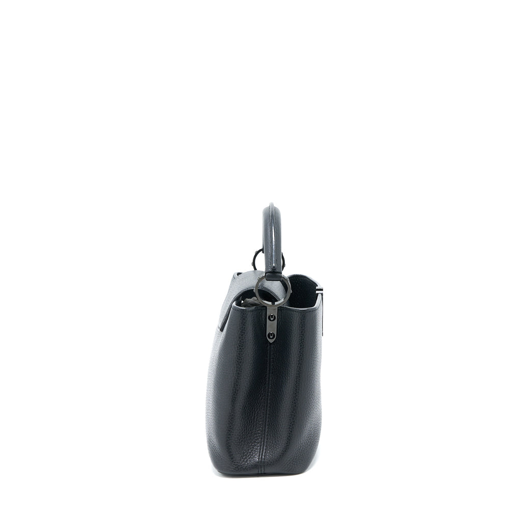 louis-vuitton-capucines-bb-taurillon-so-black-with-black-hardware