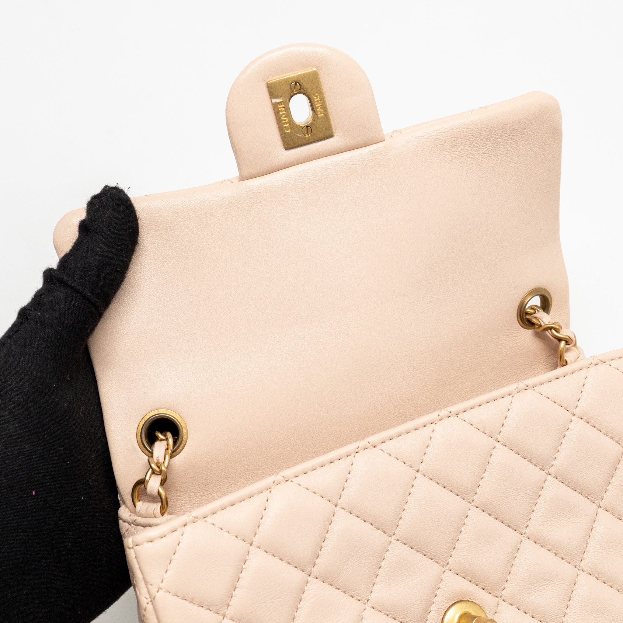 chanel-pearl-crush-mini-rectangular-flap-bag-lambskin-light-pink-ghw-microchip-1
