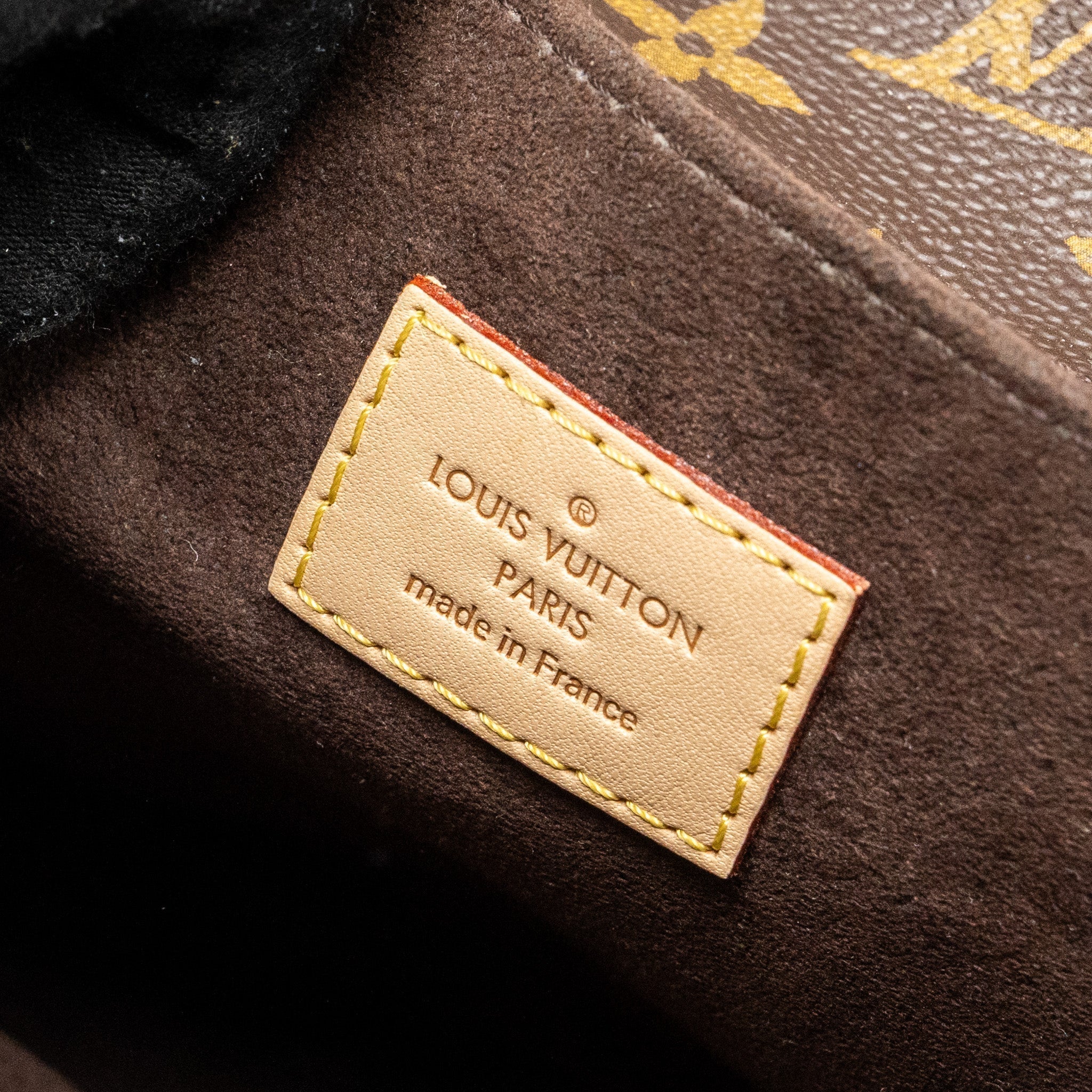 louis-vuitton-pochette-metis-monogram-canvas-ghw-20
