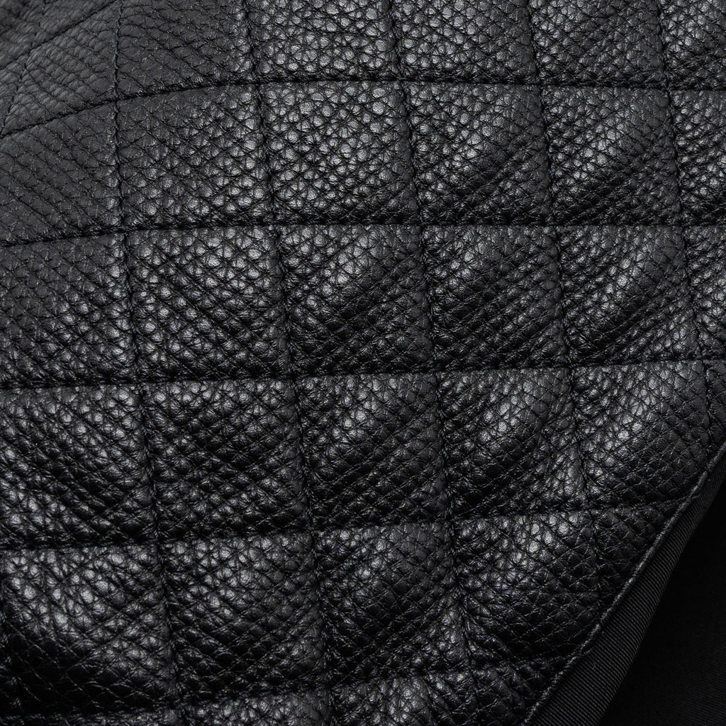 chanel-xxl-classic-travel-flap-calfskin-black-ruthenium-hardware