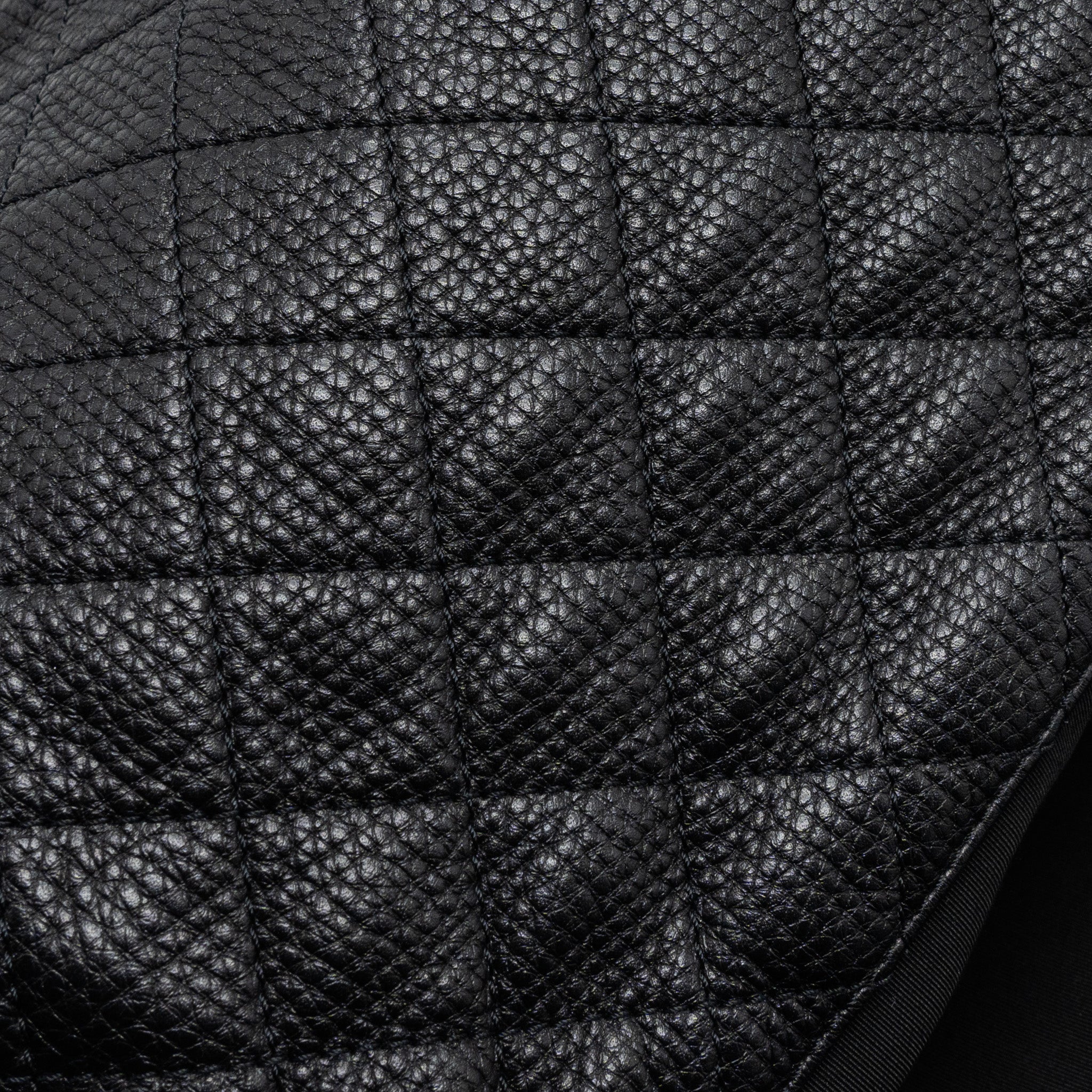 chanel-xxl-classic-travel-flap-calfskin-black-ruthenium-hardware