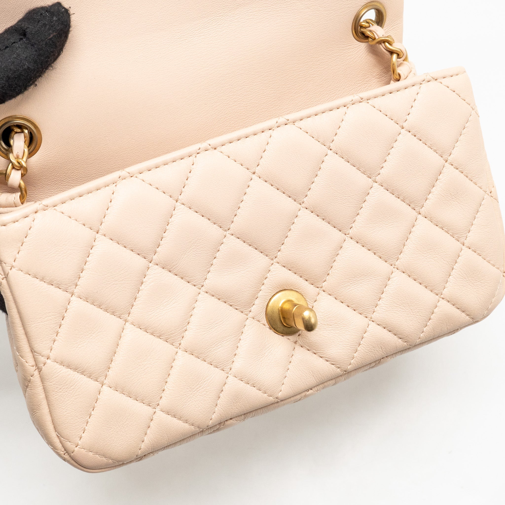 chanel-pearl-crush-mini-rectangular-flap-bag-lambskin-light-pink-ghw-microchip-1