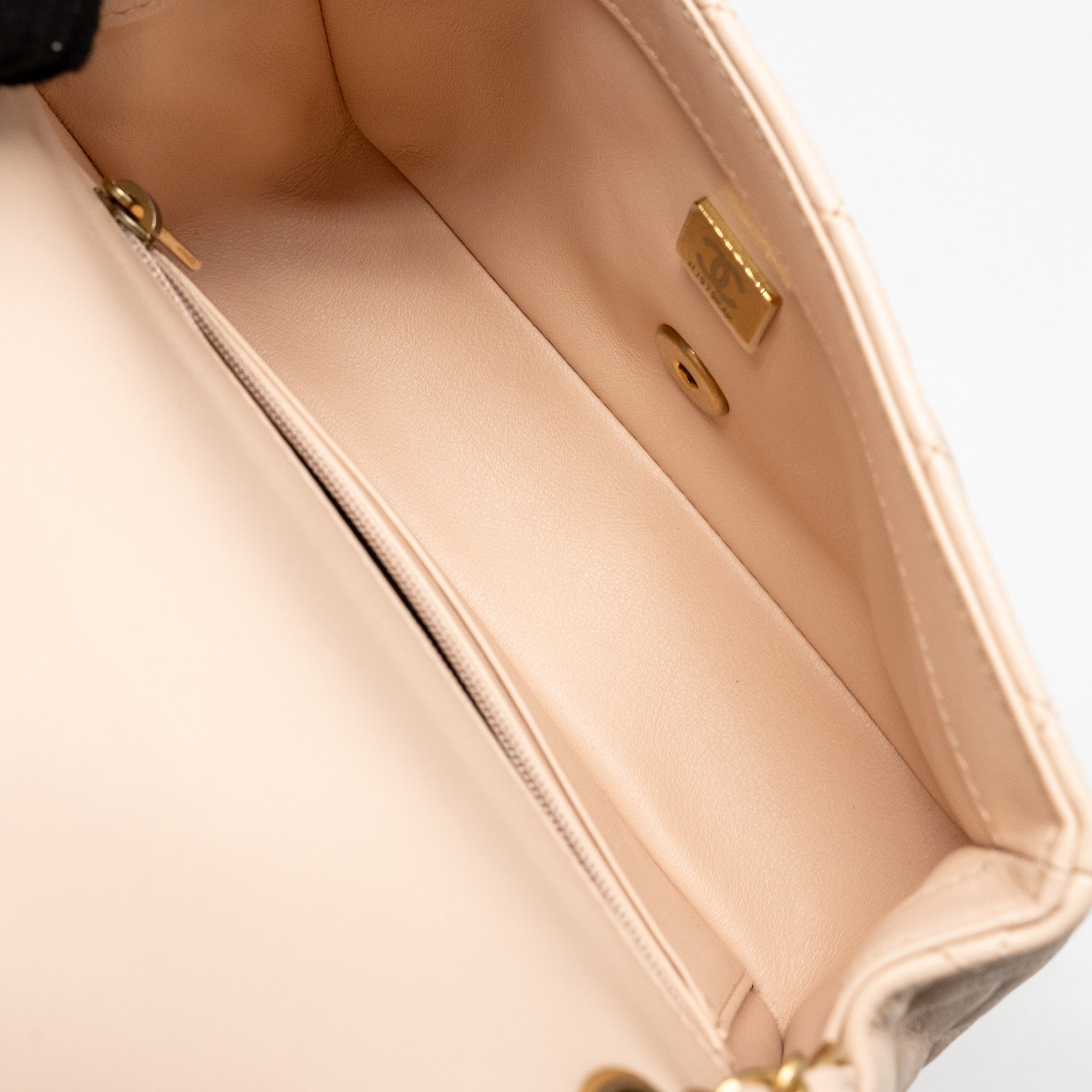 chanel-pearl-crush-mini-rectangular-flap-bag-lambskin-light-pink-ghw-microchip-1