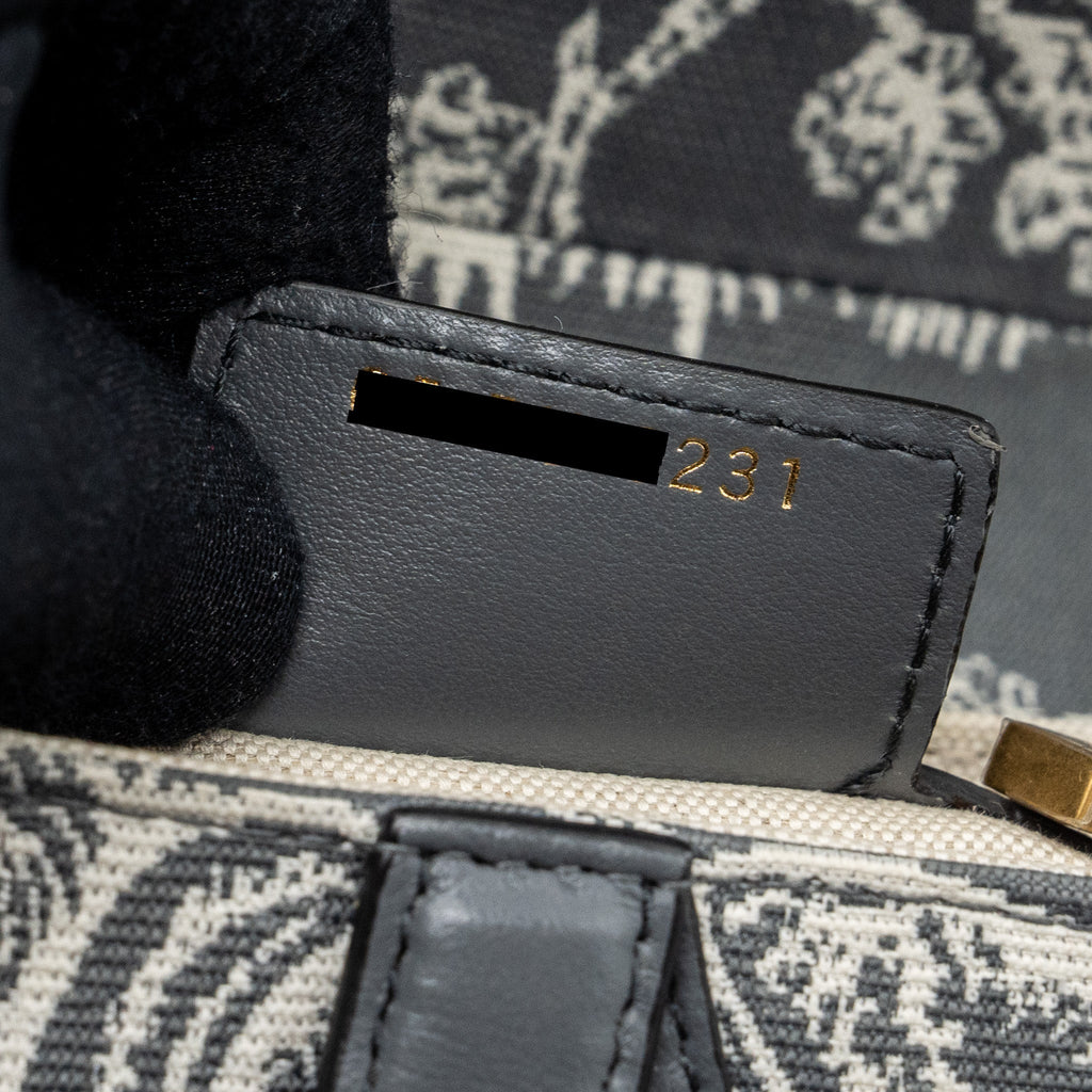 dior-saddle-bag-toile-de-jouy-canvas-leather-grey-ghw