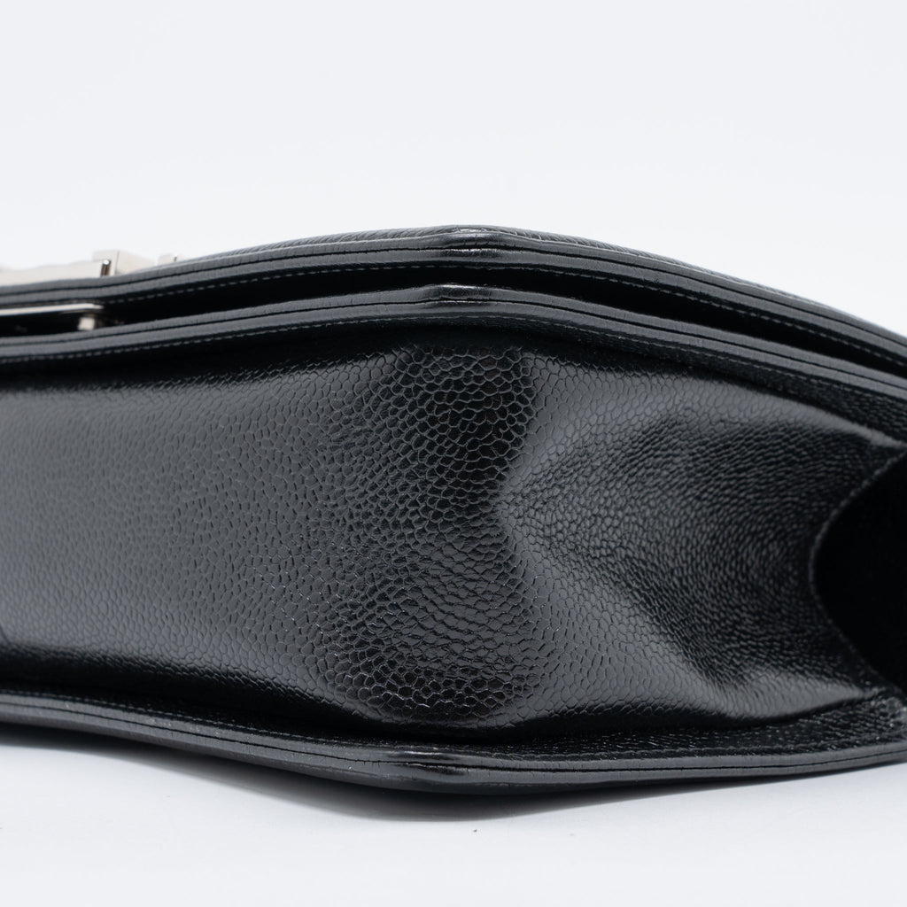 chanel-medium-boy-bag-caviar-black-shw