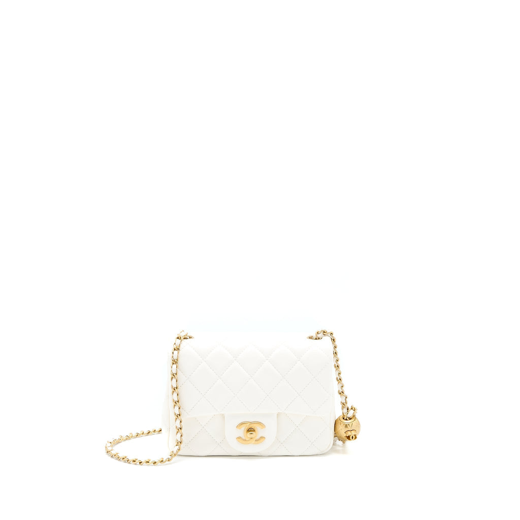 chanel-pearl-crush-mini-square-flap-bag-lambskin-white-ghwmicrochip-1