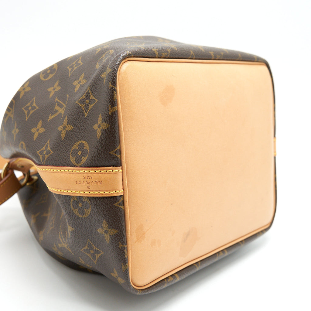 louis-vuitton-petit-noe-monogram-canvas