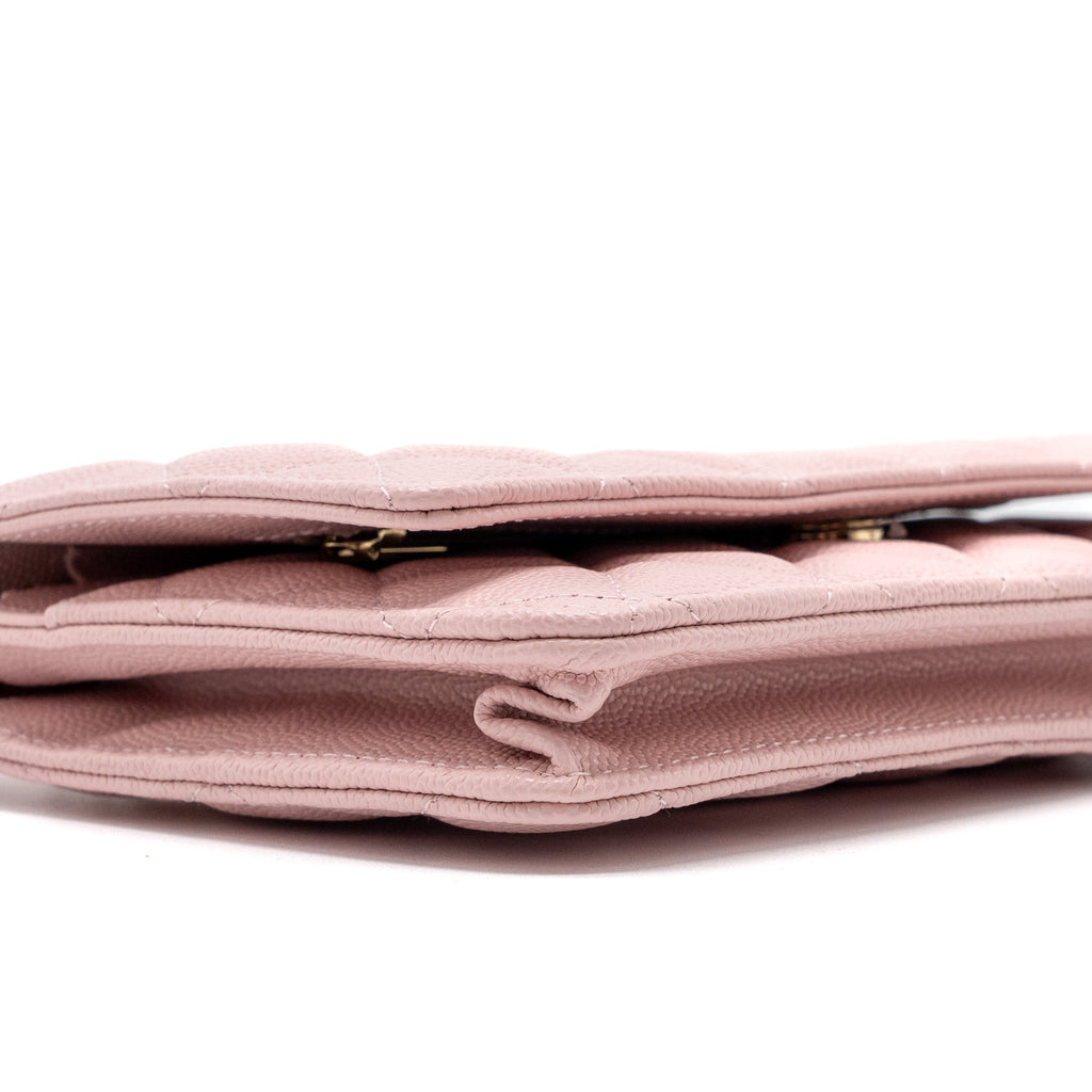chanel-classic-wallet-on-chain-caviar-light-pink-lghwmicrochip