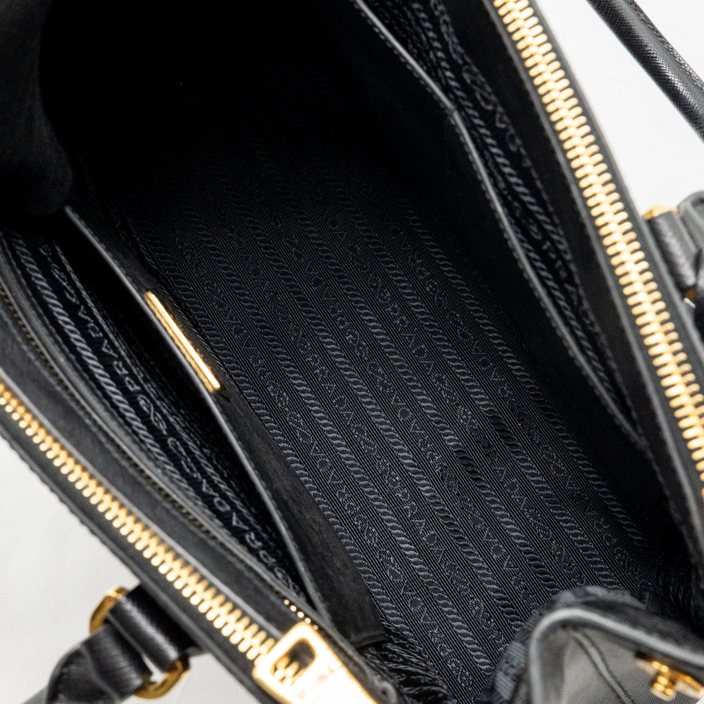 prada-large-saffiano-tote-bag-galleria-saffiano-leather-black-ghw