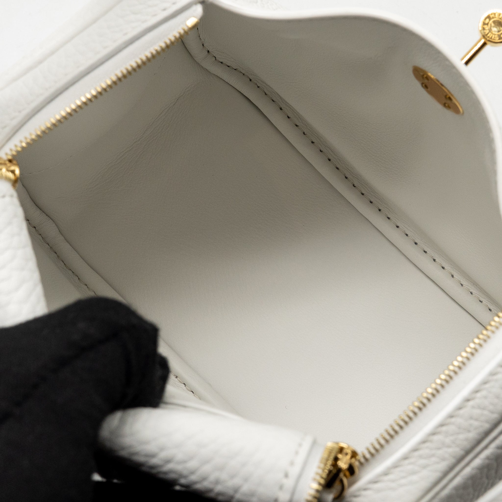 hermes-mini-lindy-ii-clemence-new-white-ghw-stamp-w