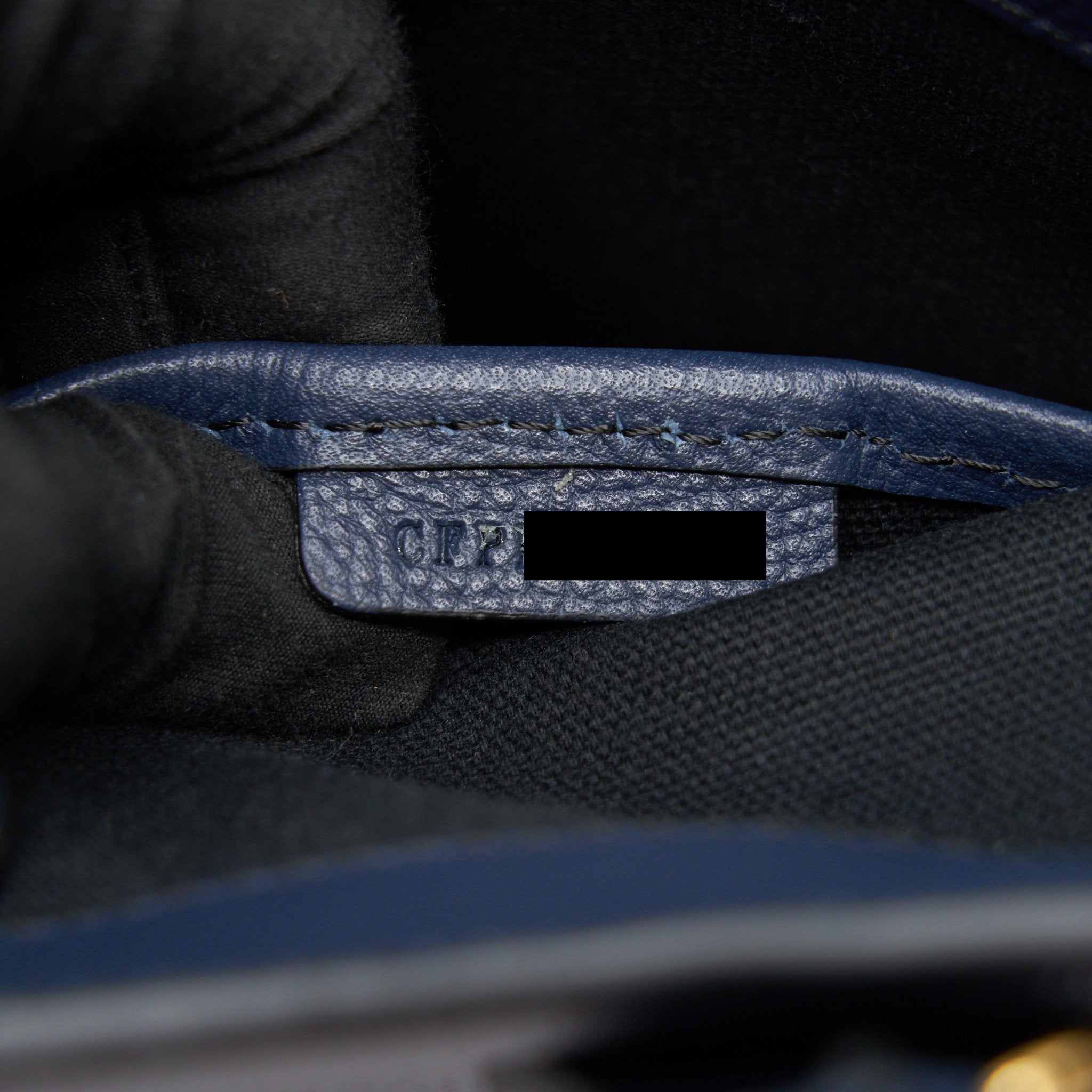 burberry-leather-canvas-tote-bag-navy-ghw