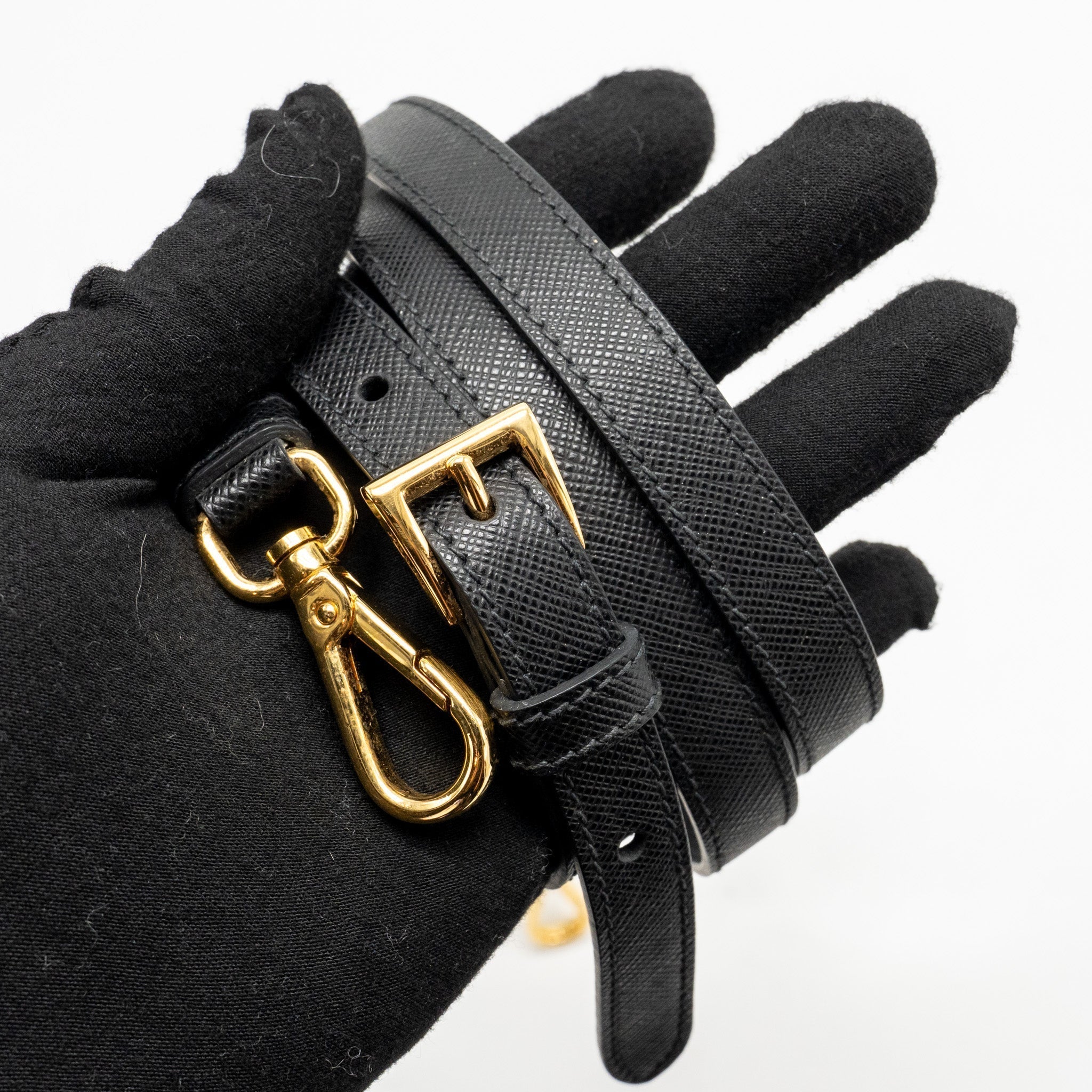 prada-large-saffiano-tote-bag-galleria-saffiano-leather-black-ghw