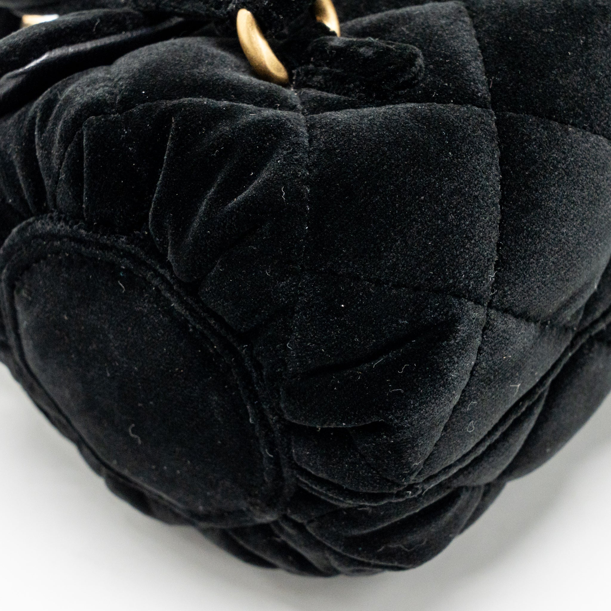 chanel-mini-bowling-clutch-with-chain-velvet-black-ghw-microchip