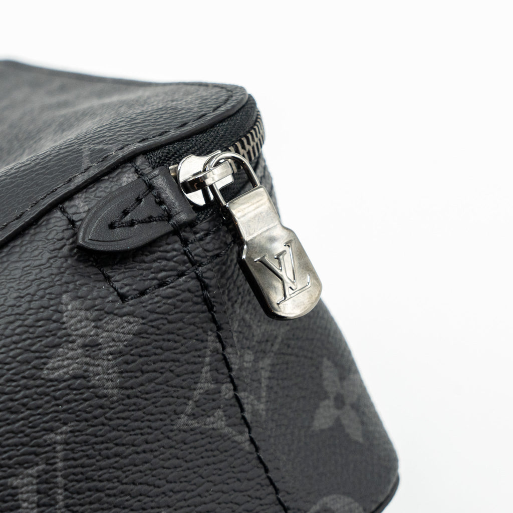 louis-vuitton-packing-cube-mm-monogram-eclipse-shw