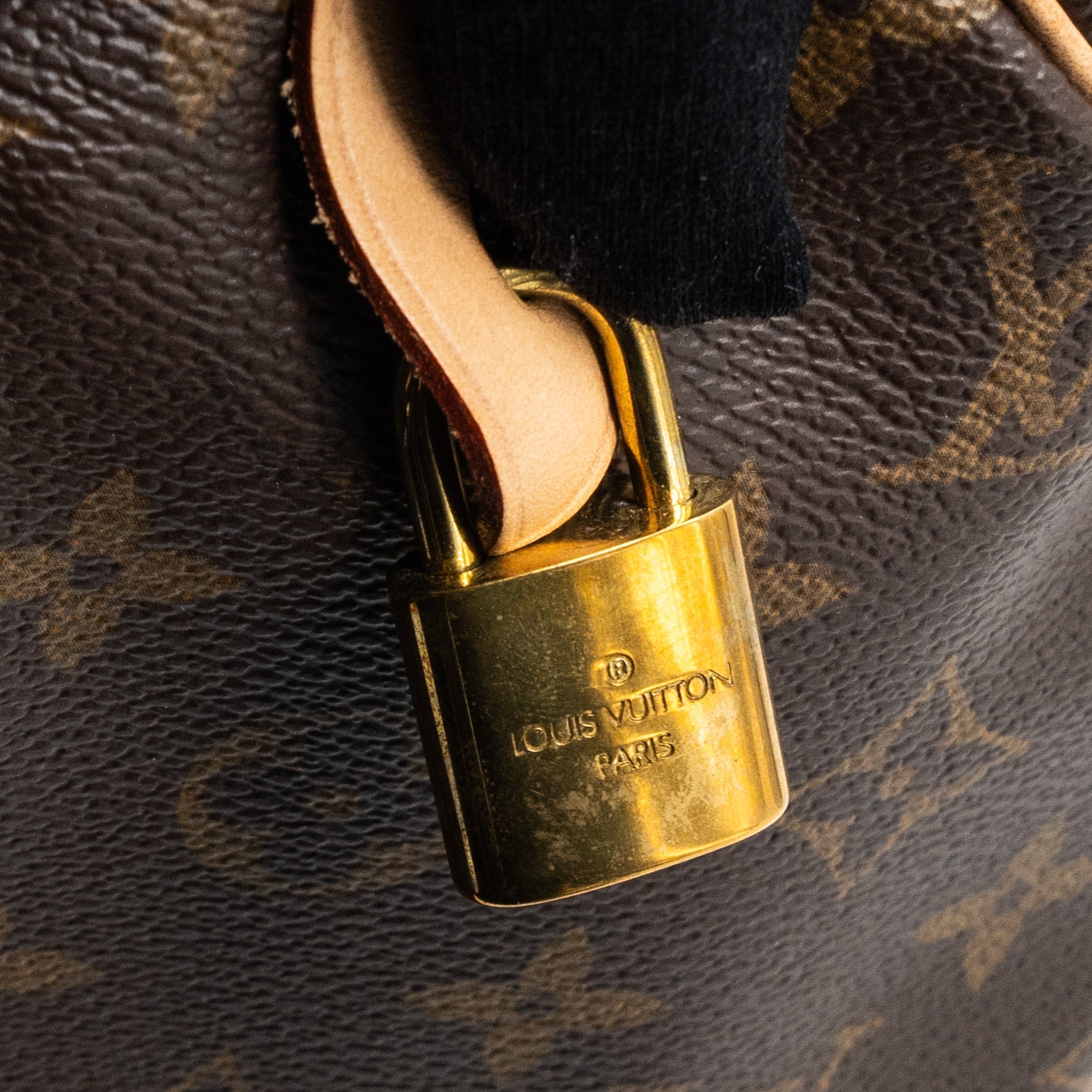louis-vuitton-speedy-30-monogram-canvas-ghw-5