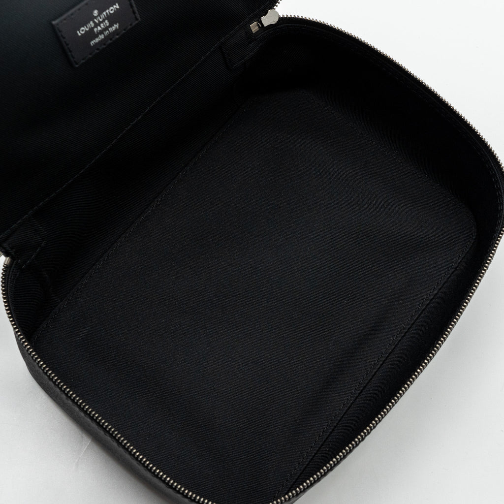 louis-vuitton-packing-cube-mm-monogram-eclipse-shw