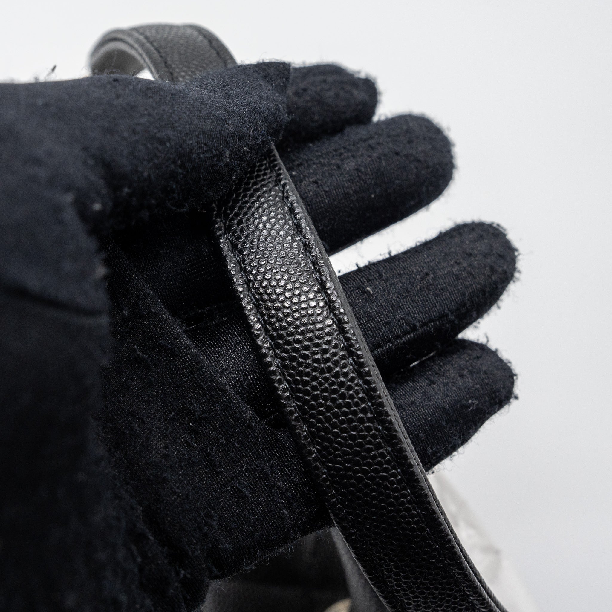 chanel-small-coco-handle-caviar-black-lghw-microchip-11