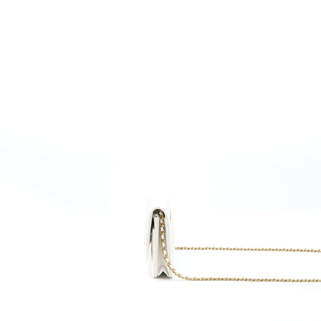 chanel-classic-wallet-on-chain-caviar-white-lghw-microchip-1