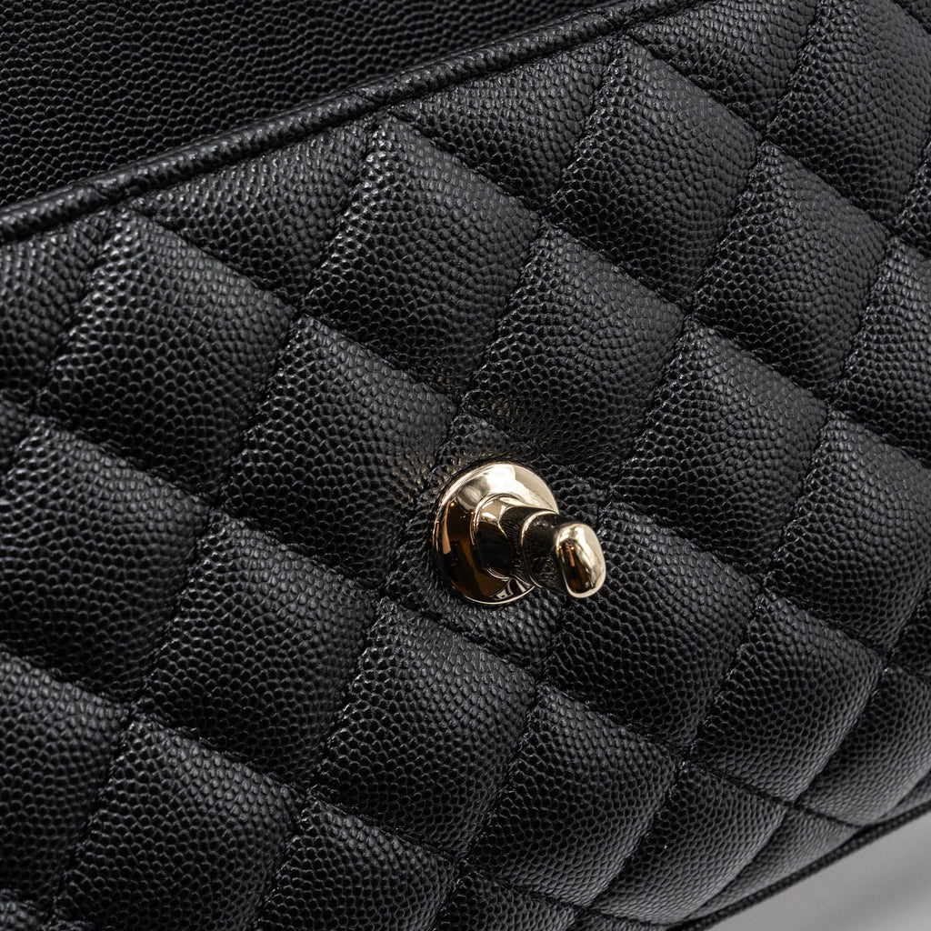 chanel-small-coco-handle-caviar-black-lghw-microchip-11