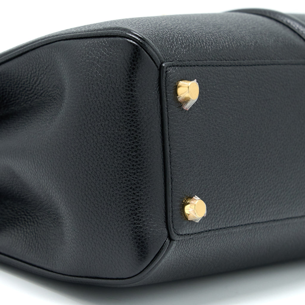celine-16-bag-grained-calfskin-black-ghw