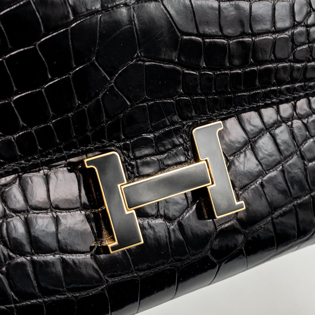 hermes-constance-to-go-alligator-mississippiensis-black-with-black-hardware-stamp