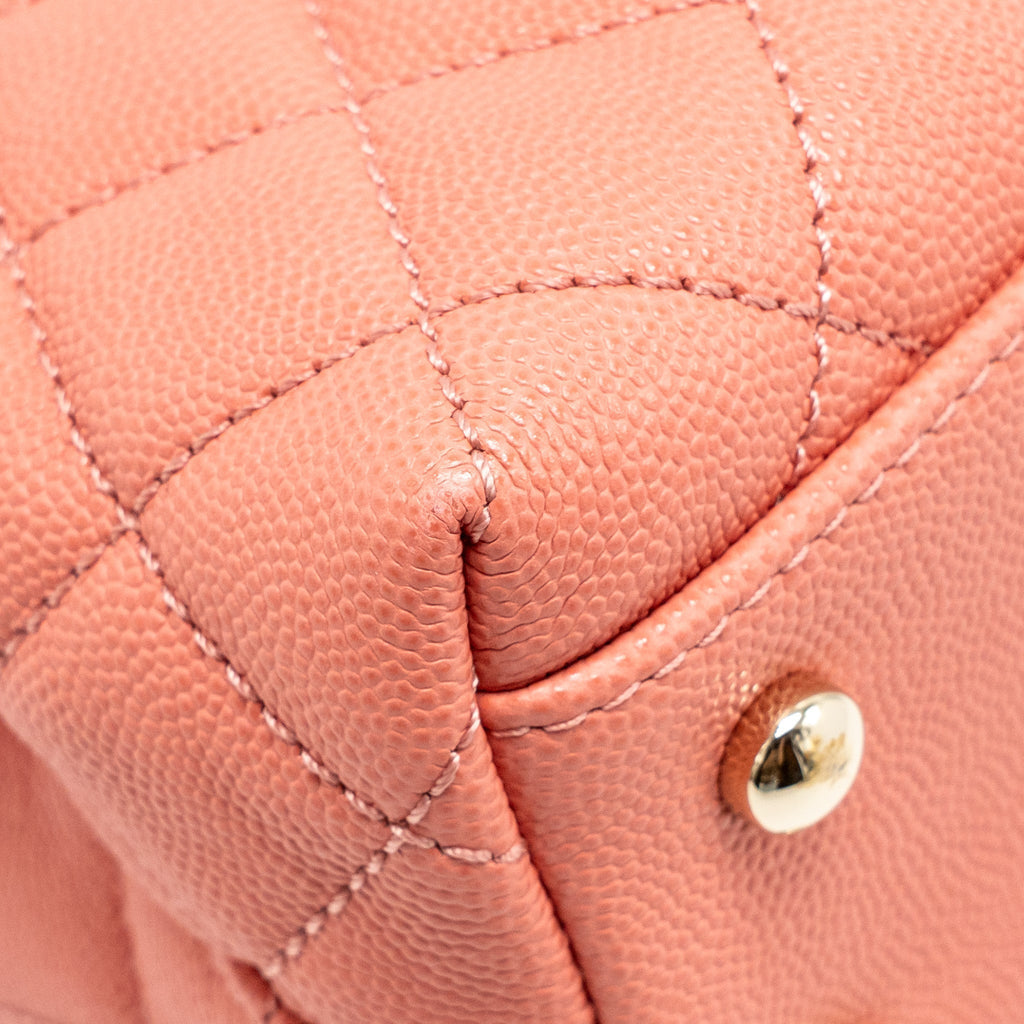 chanel-small-coco-handle-caviar-pink-lghw-microchip