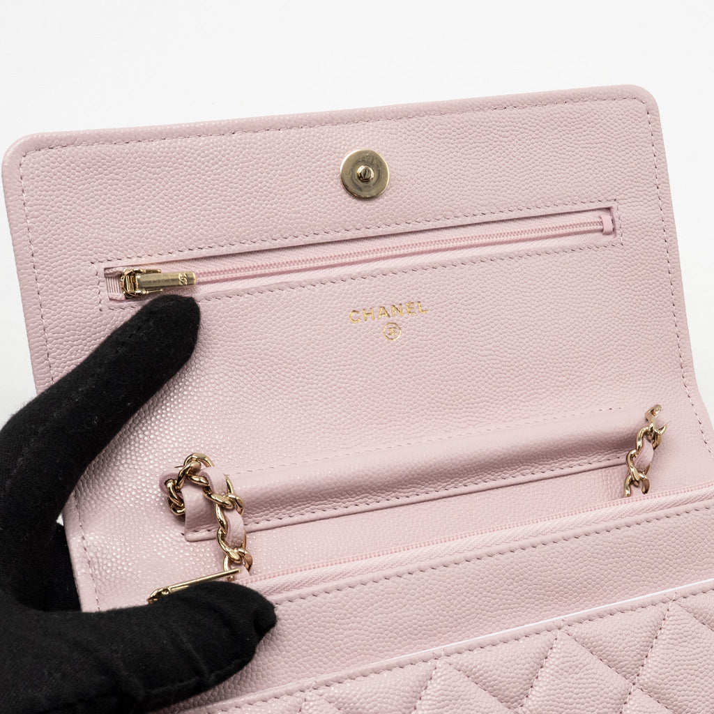 chanel-classic-wallet-on-chain-caviar-pink-lghw