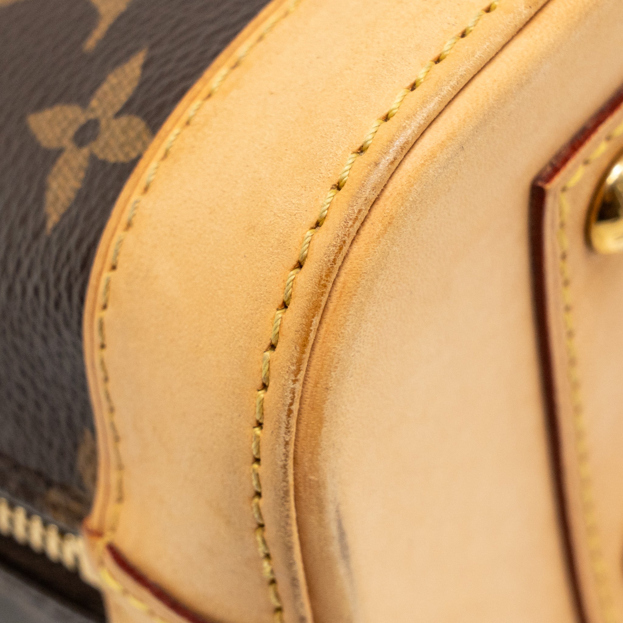 louis-vuitton-alma-bb-monogram-canvas-ghw-4