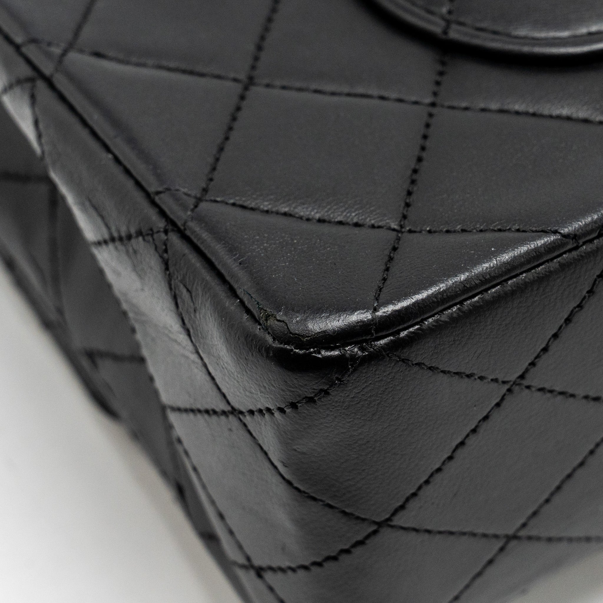 chanel-vintage-medium-classic-double-flap-bag-lambskin-black-ghw