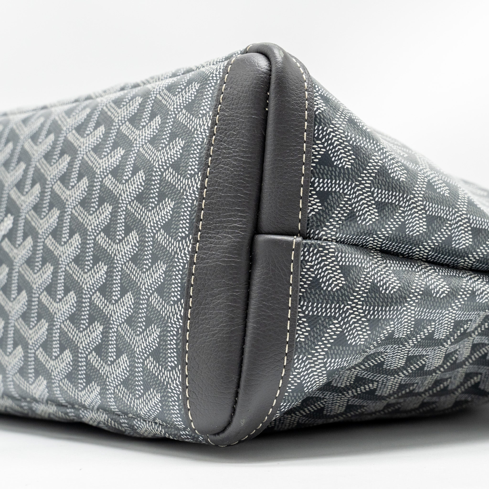 goyard-artois-tote-bag-goyardline-canvas-calfskin-leather-grey-shw