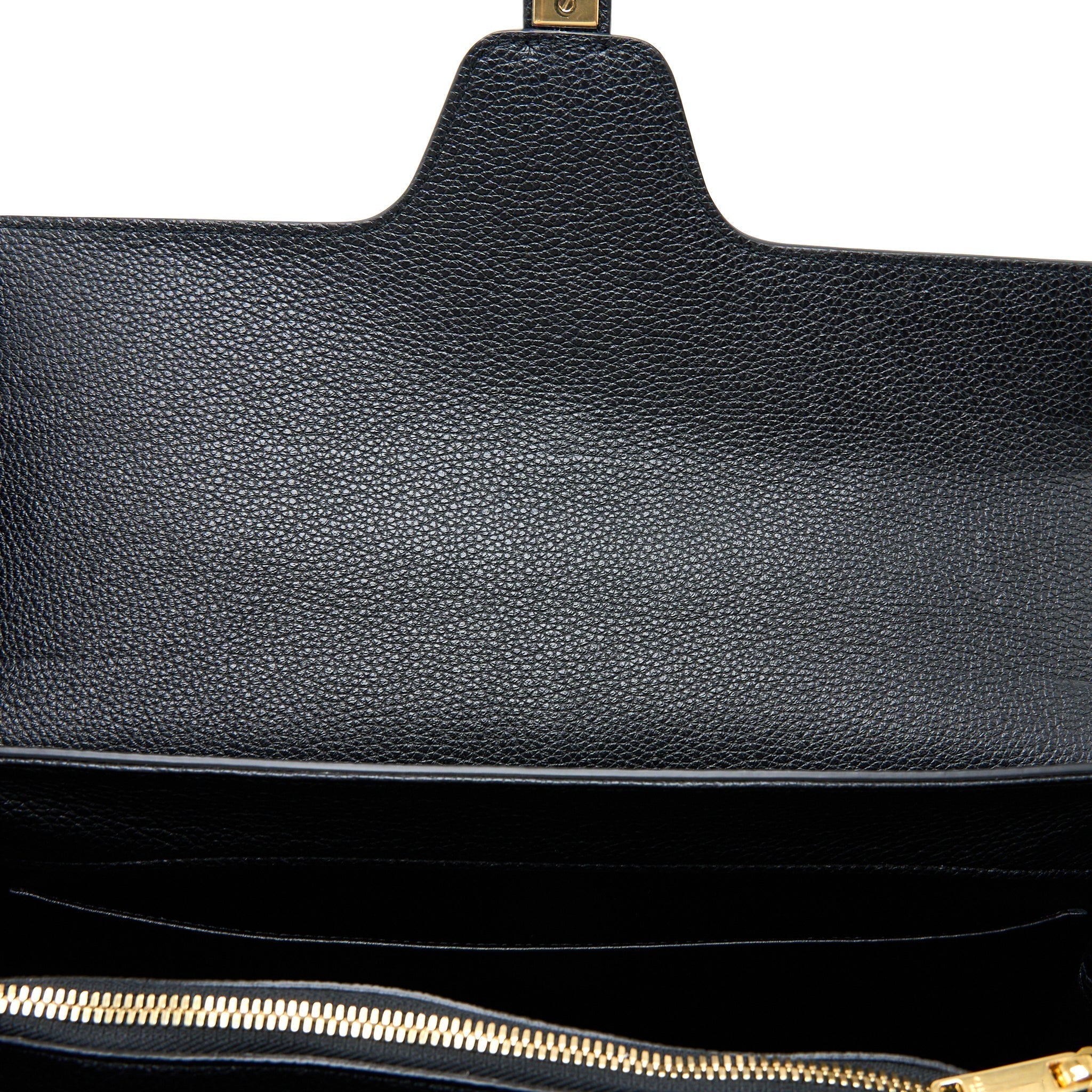celine-16-bag-grained-calfskin-black-ghw