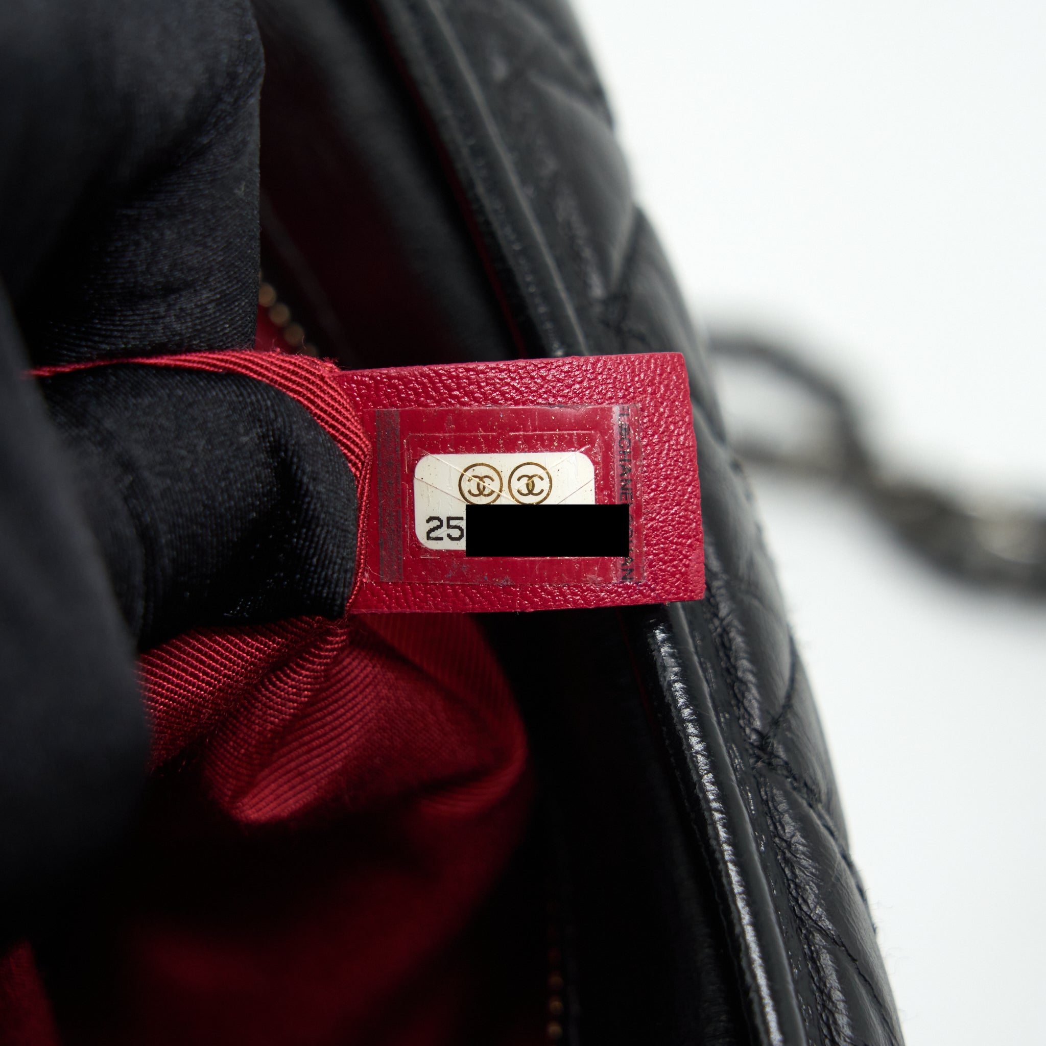 chanel-gabrielle-hobo-bag-xl-black-multicolour-hardware
