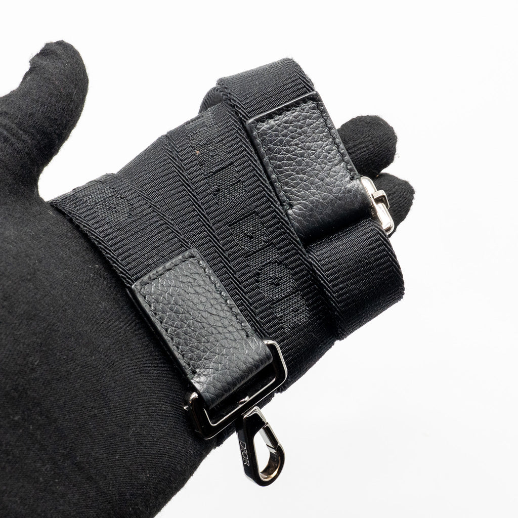 dior-wallet-on-strap-oblique-jacquard-canvas-leather-blue-shw