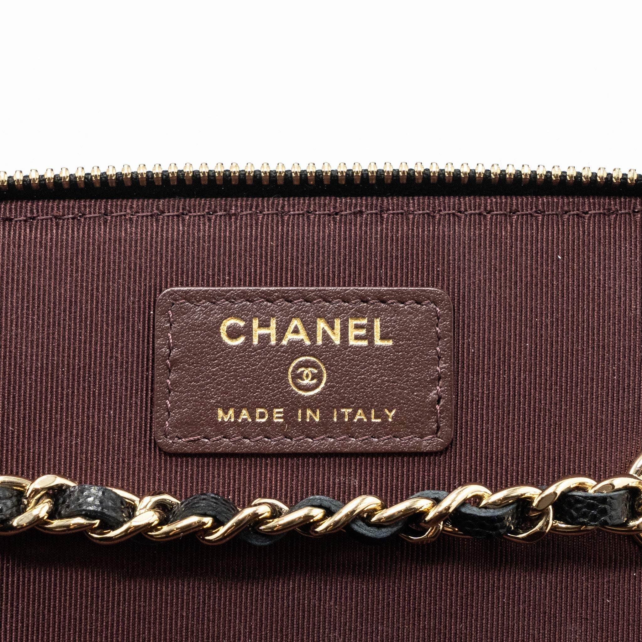 chanel-long-vanity-with-chain-caviar-black-lghw-1