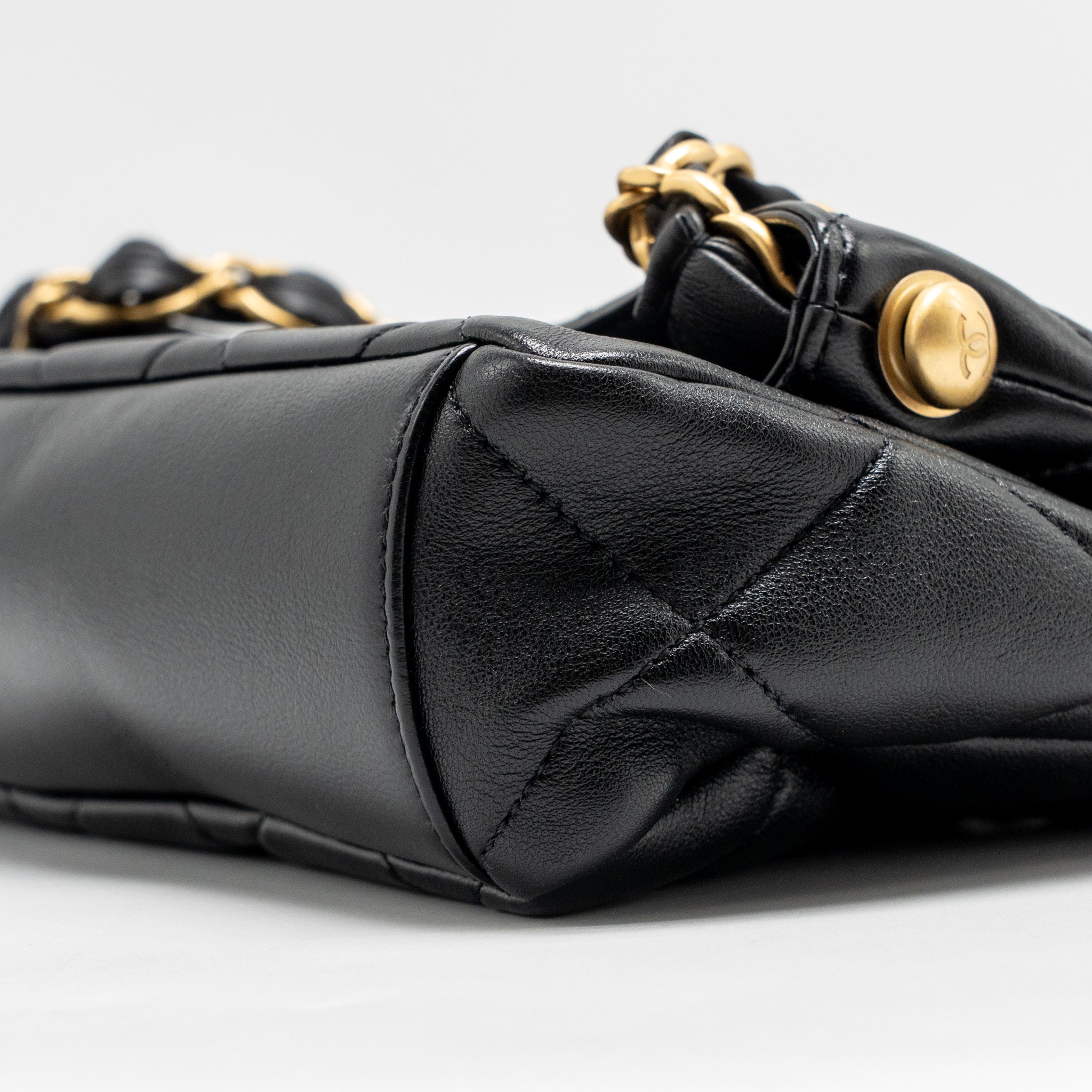 chanel-large-hobo-bag-lambskin-black-ghw-microchip-copy