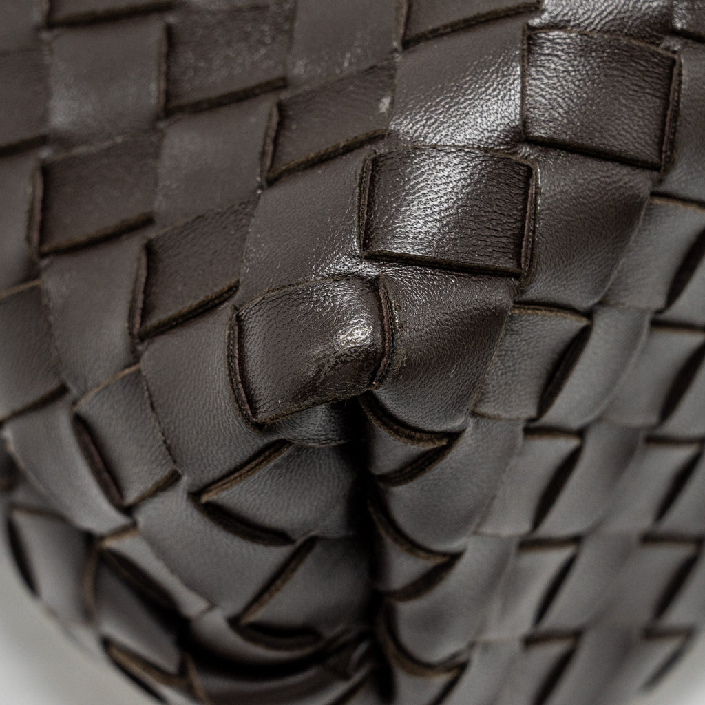 bottega-veneta-medium-andiamo-lambskin-fondant-ghw
