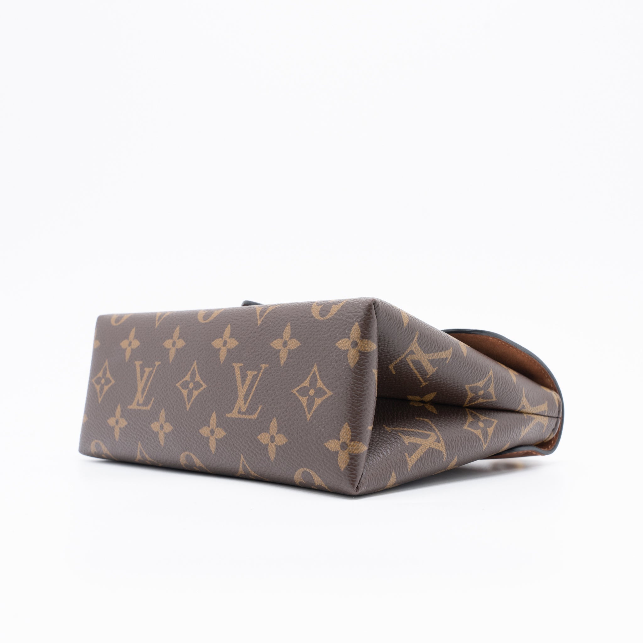 louis-vuitton-locky-bb-monogram-canvas-caramel-ghw