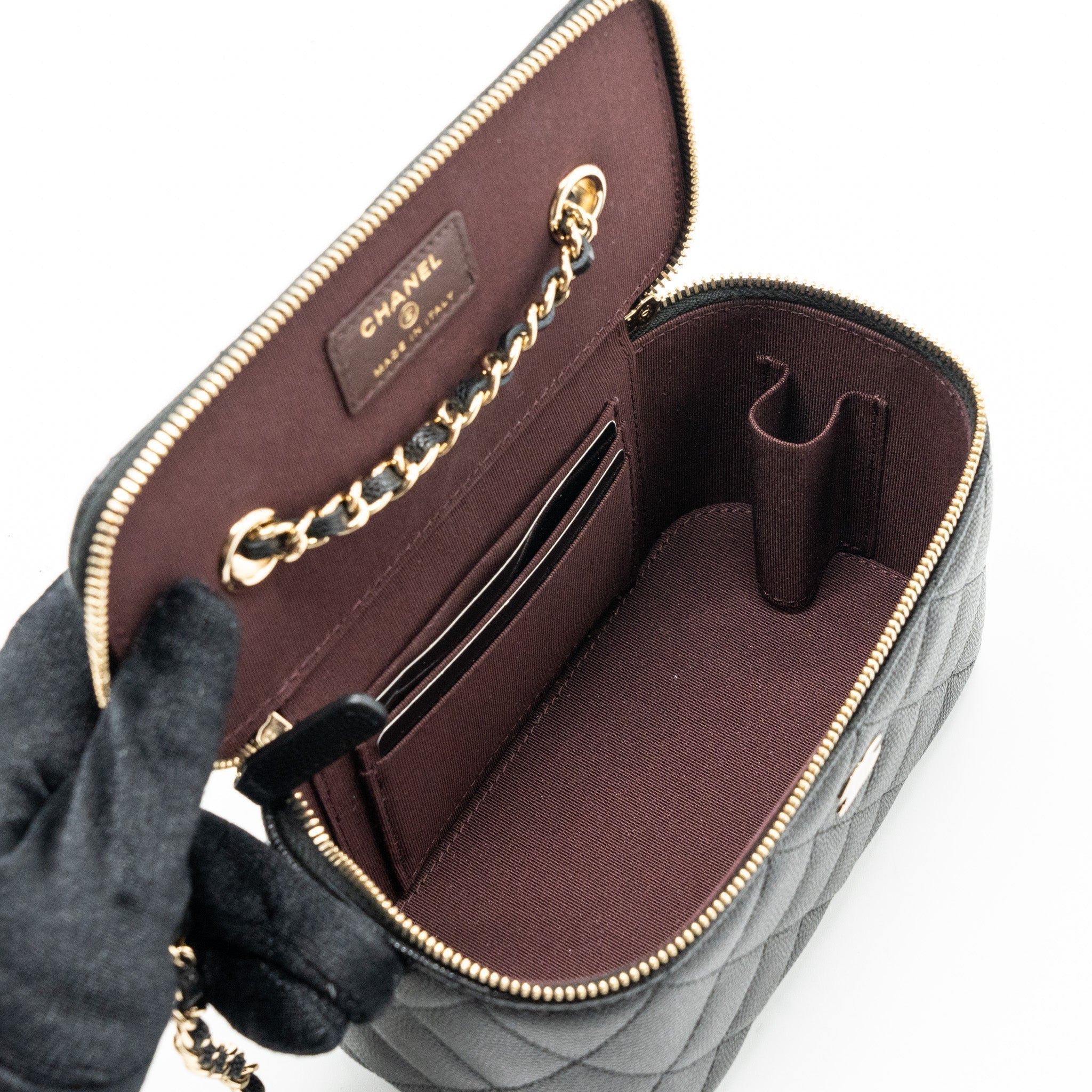 chanel-long-vanity-with-chain-caviar-black-lghw-1