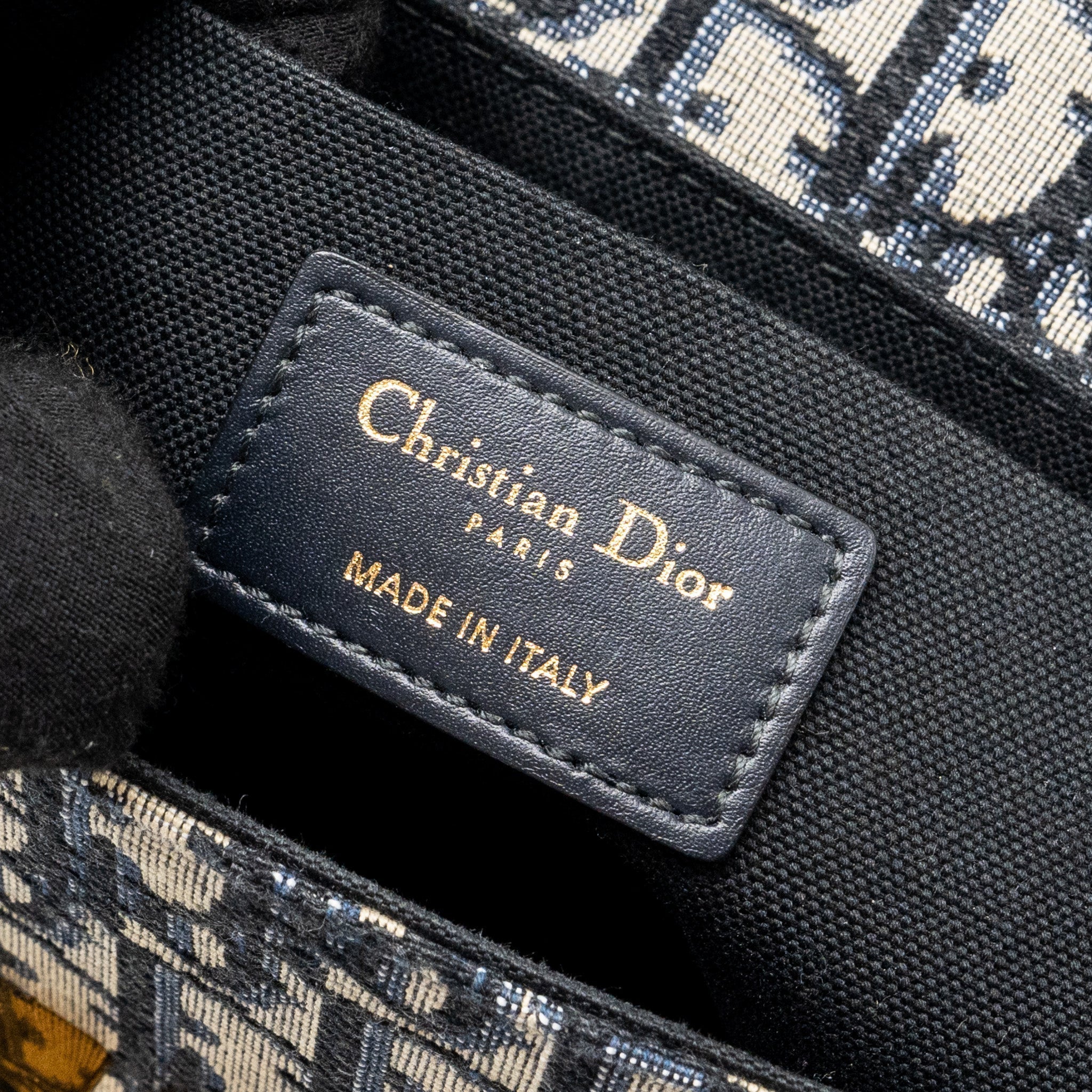 dior-30-montaigne-box-blue-oblique-jacquard-ghw-1