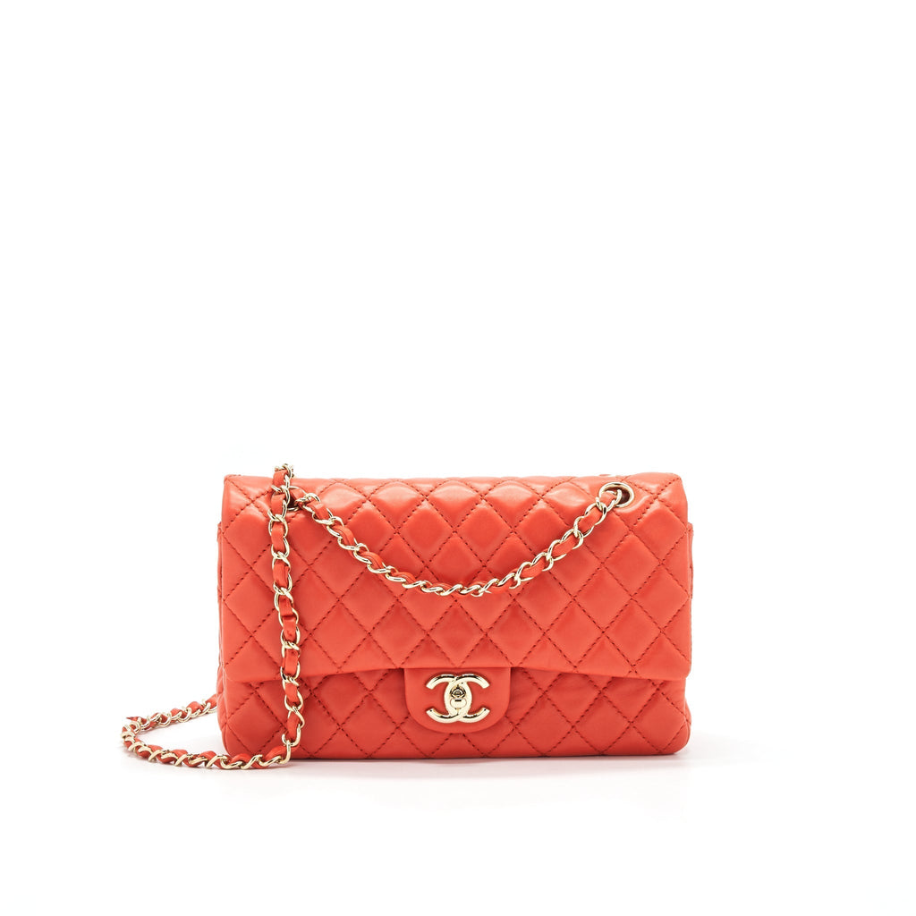 chanel-classic-medium-double-flap-lambskin-in-coral-lghw