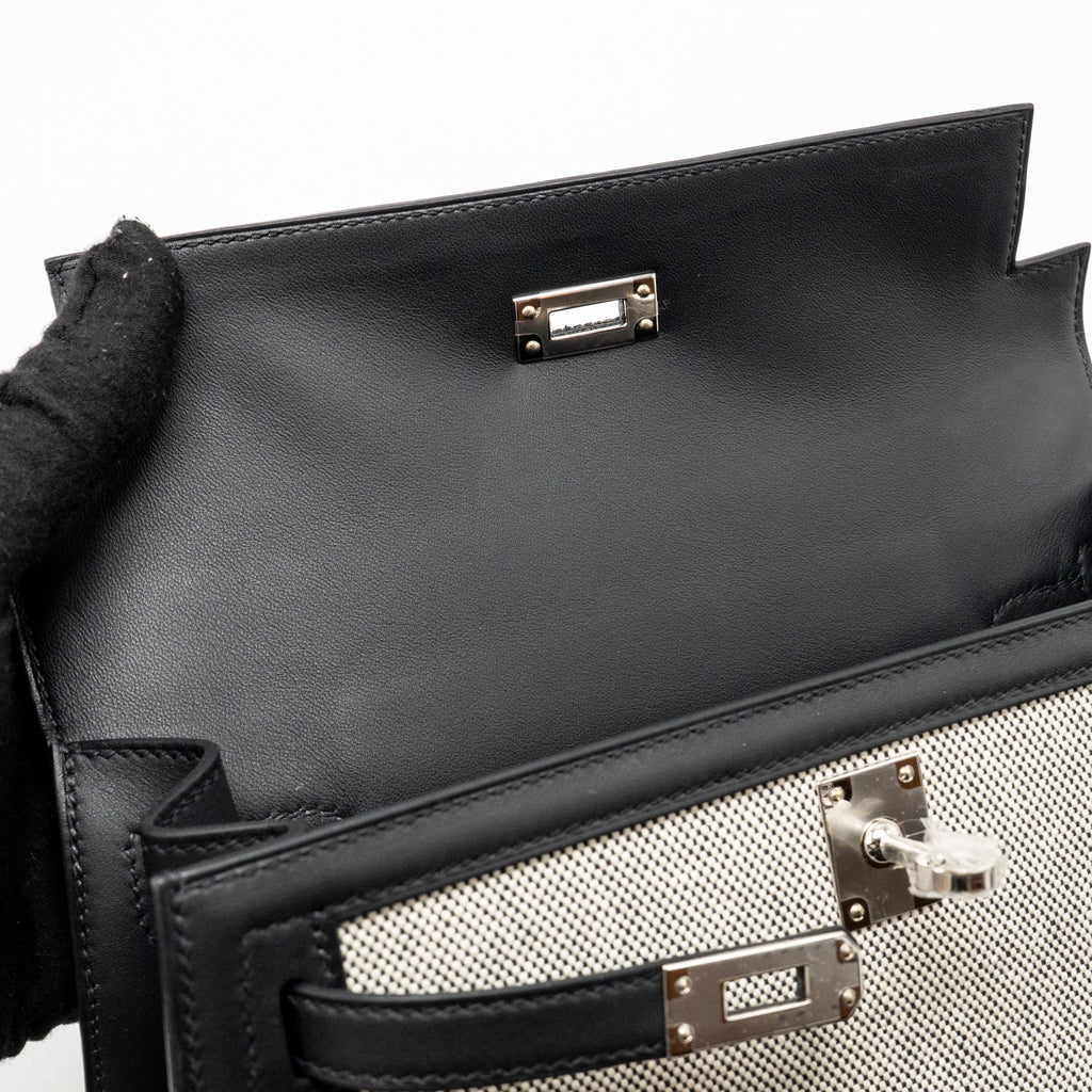hermes-kelly-25-sellier-toile-h-swift-ecru-black-black-shw-stamp-k