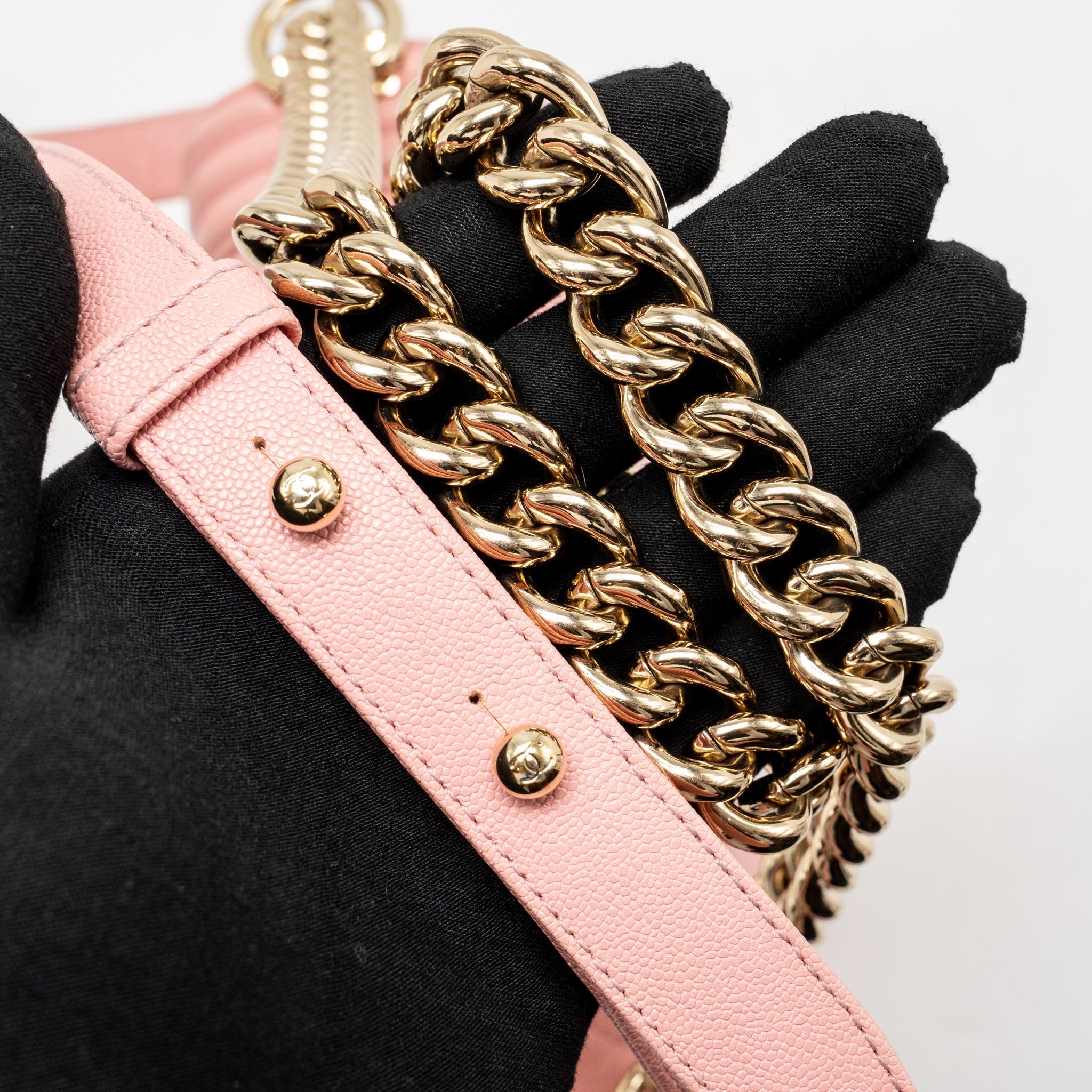 chanel-medium-boy-bag-grained-calfskin-pink-lghw-copy