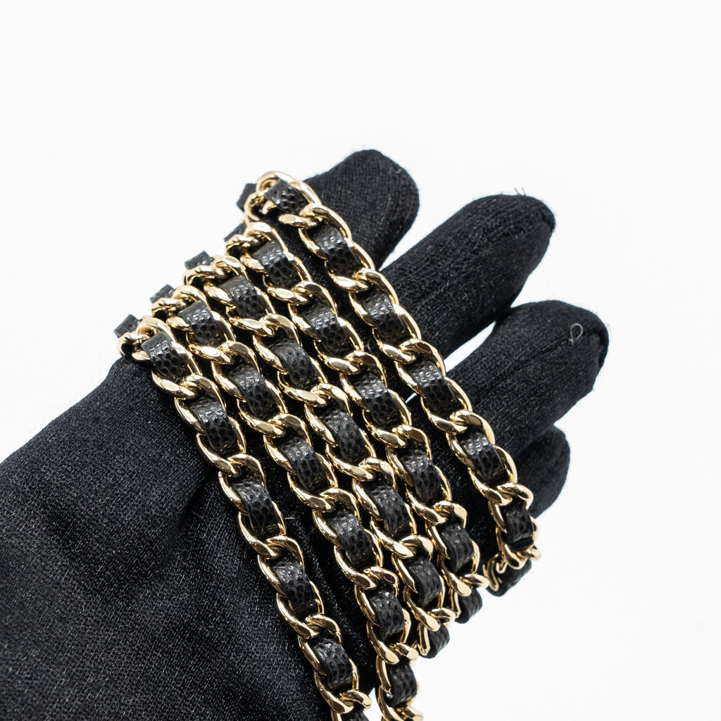 chanel-long-vanity-with-chain-caviar-black-lghw-1