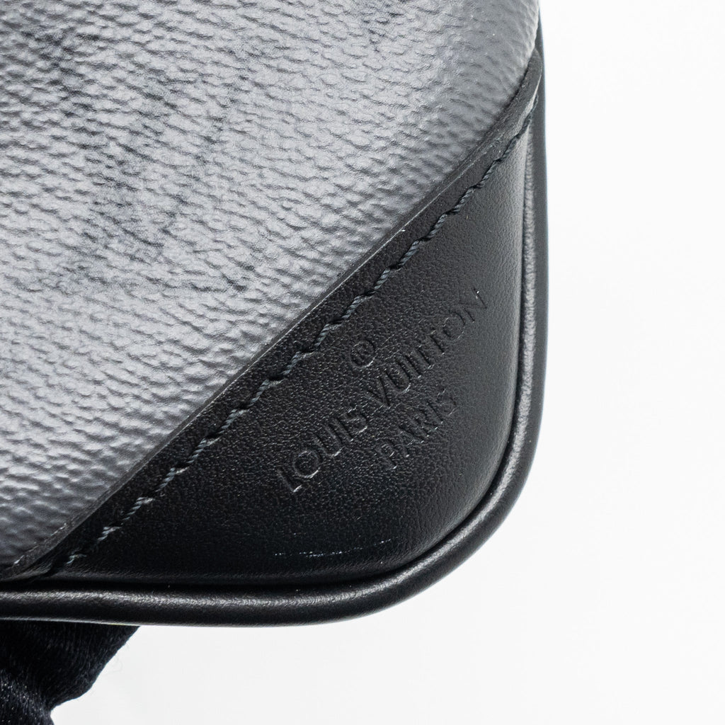 louis-vuitton-trio-messenger-bag-monogram-eclipse-shw