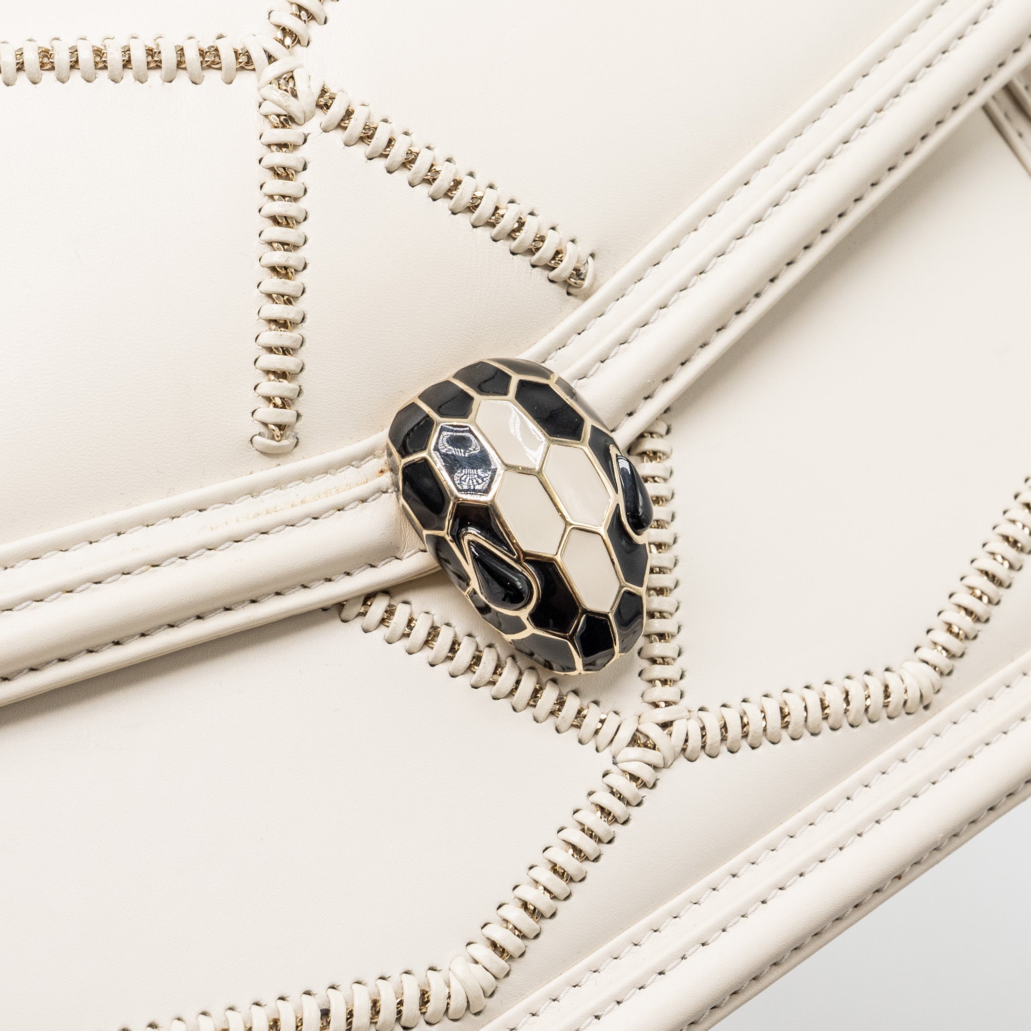 bvlgari-serpenti-flap-chain-bag-calfskin-limited-edition-white-lghw