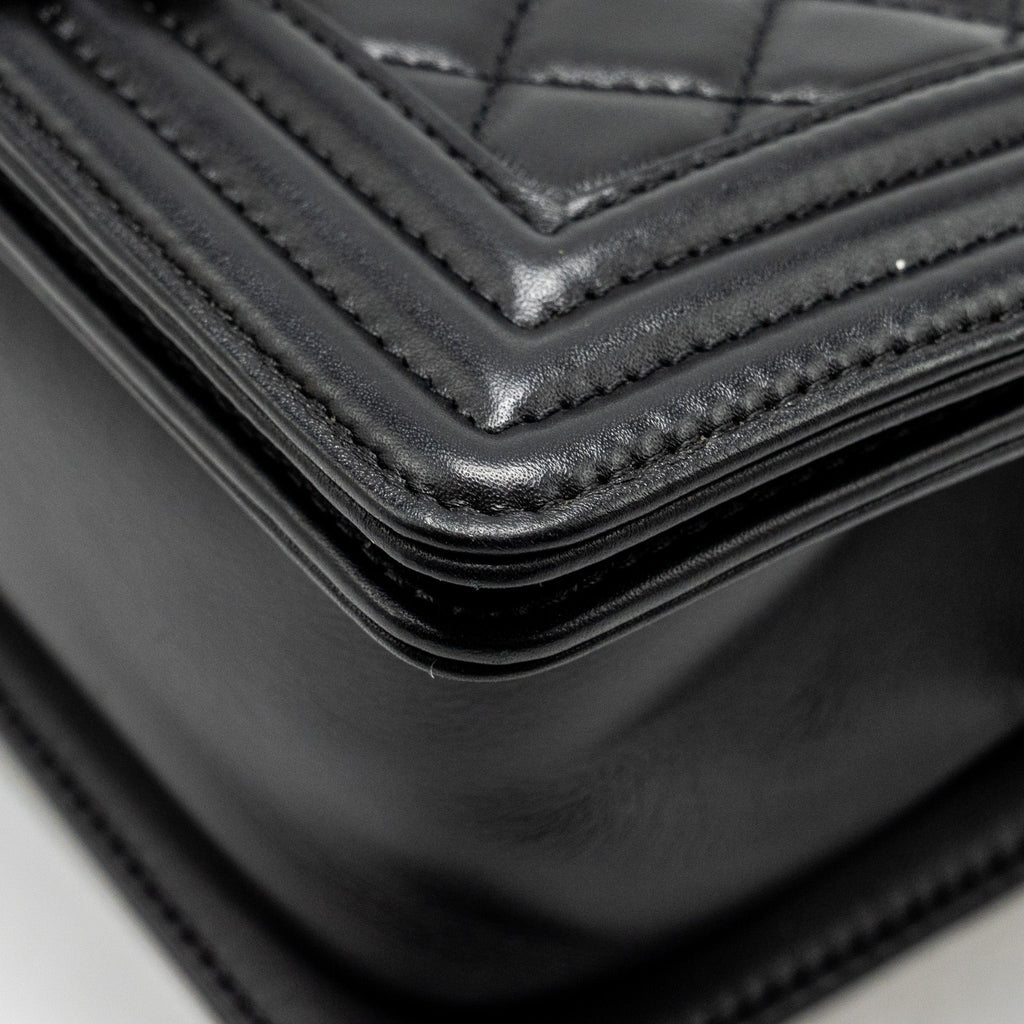 chanel-small-boy-bag-calfskin-black-ruthenium-hardware-microchip